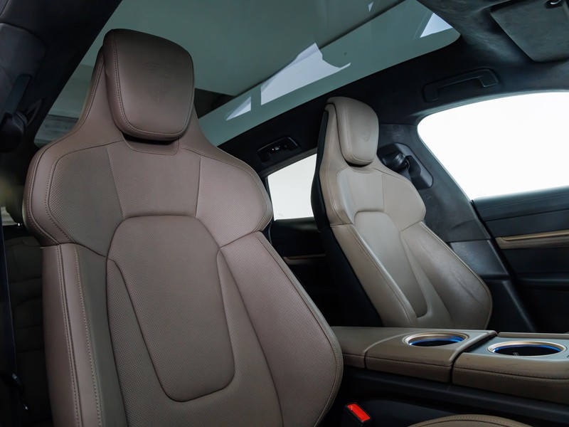 Porsche Taycan gts 5p.ti