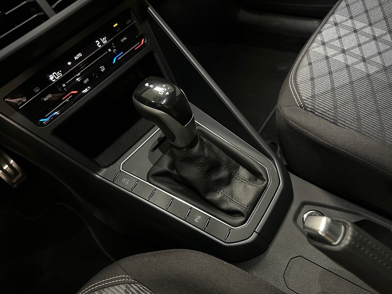 Volkswagen Taigo 1.0 tsi r-line 110cv dsg