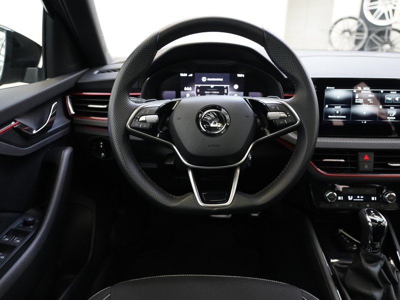 Skoda Kamiq 1.0 tsi monte carlo 110cv dsg