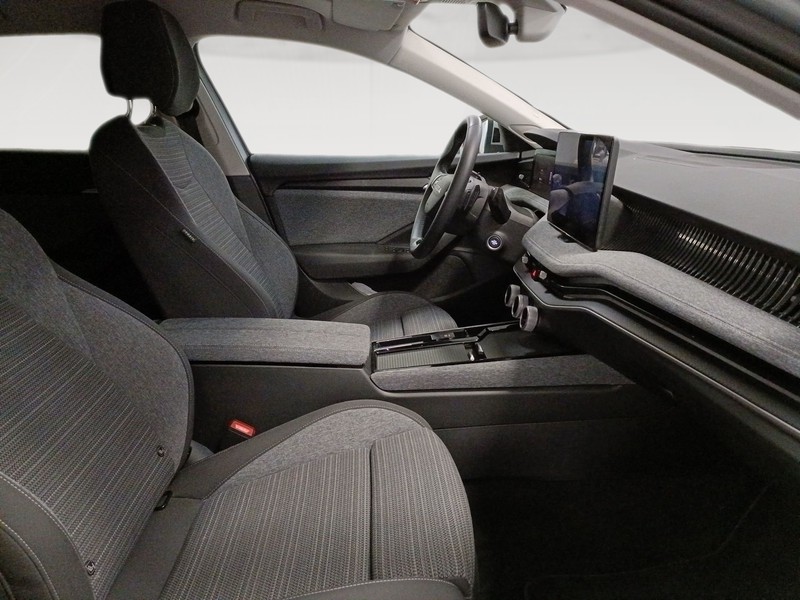 Skoda Superb wagon 2.0 tdi selection 150cv dsg