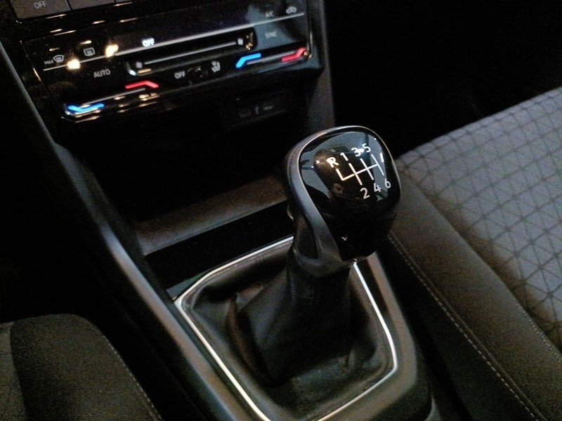 Volkswagen T-Cross 1.0 tsi style 110cv