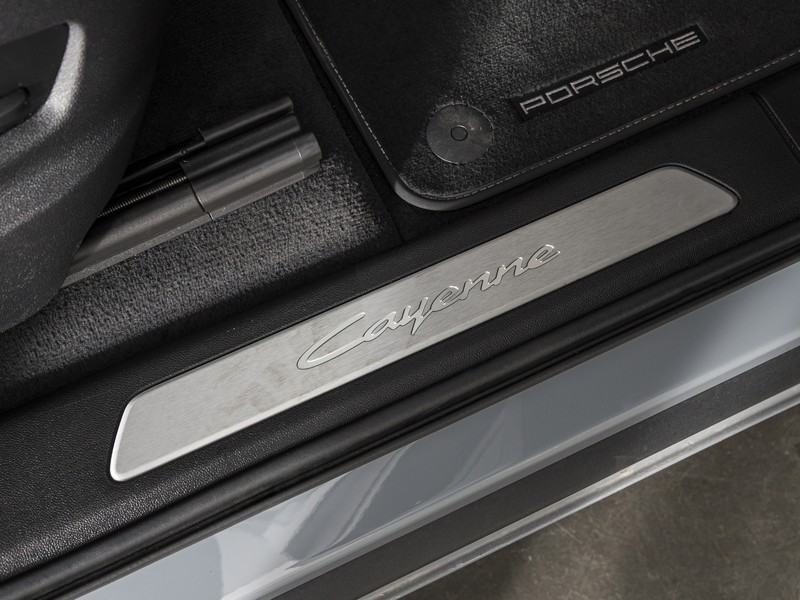 Porsche Cayenne coupe 3.0 e-hybrid tiptronic