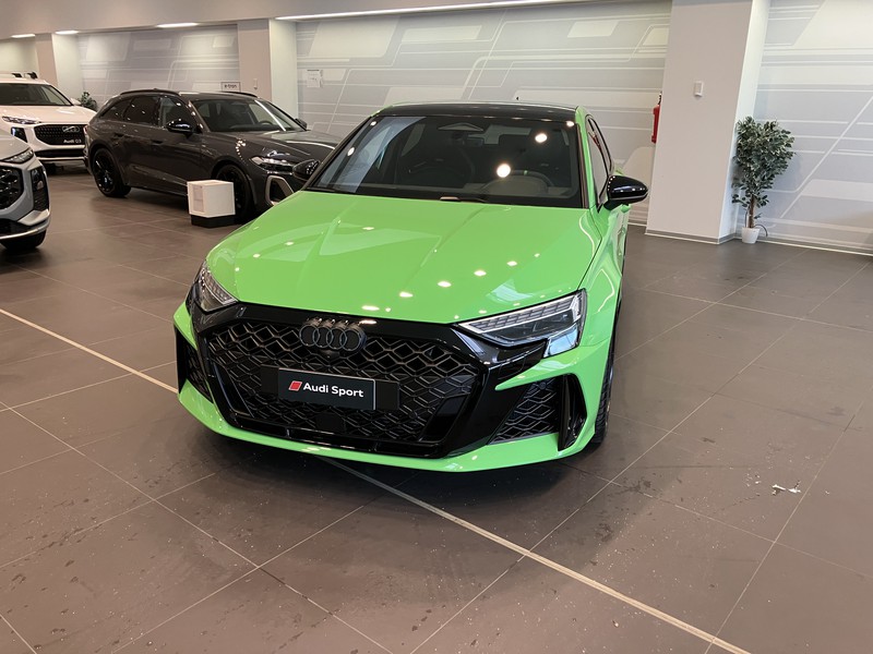 Audi RS3 sportback 2.5 tfsi quattro s-tronic
