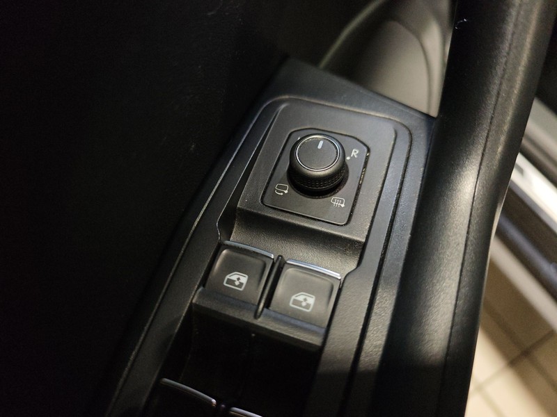 Volkswagen T-Roc 1.5 tsi r-line dsg