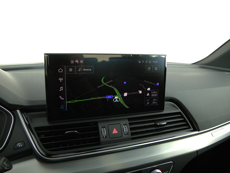 Audi Q5 40 2.0 tdi mhev 12v identity black quattro s-tronic