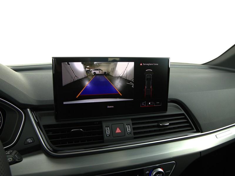 Audi Q5 40 2.0 tdi mhev 12v identity black quattro s-tronic