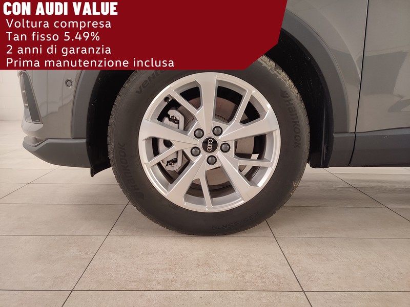 Audi Q3 45 1.4 tfsi e business s-tronic
