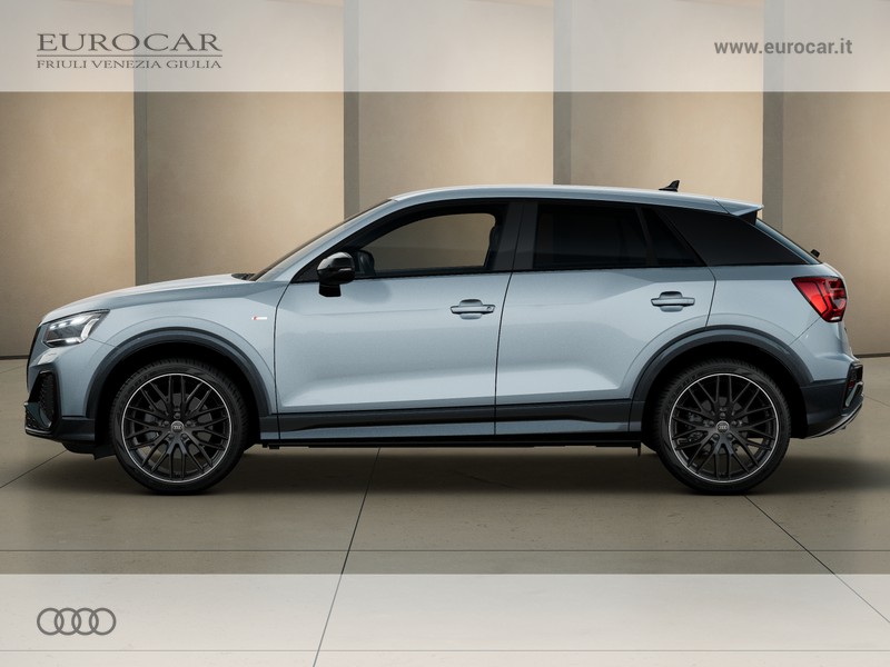 Audi Q2 35 1.5 tfsi identity black s-tronic