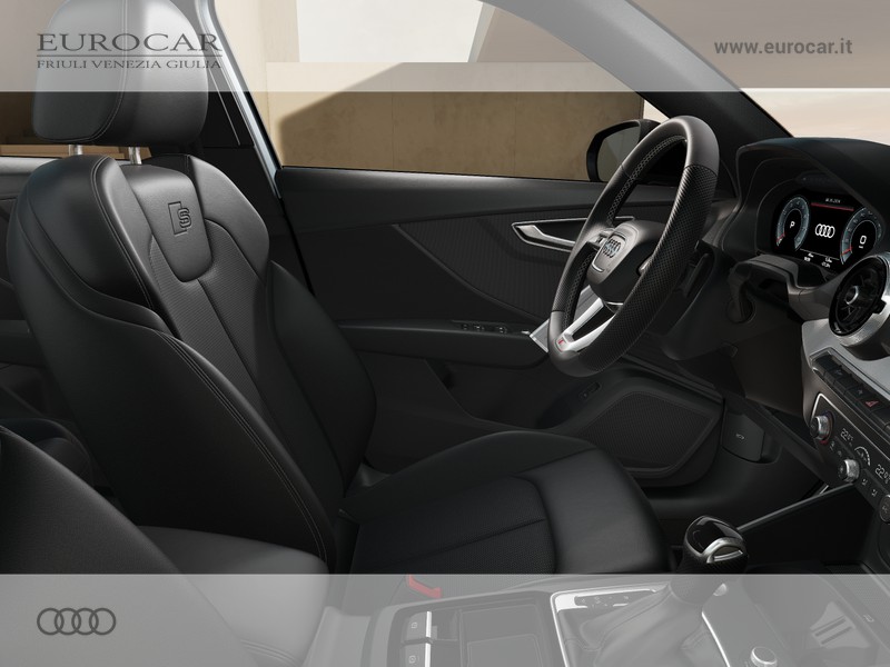 Audi Q2 35 1.5 tfsi identity black s-tronic