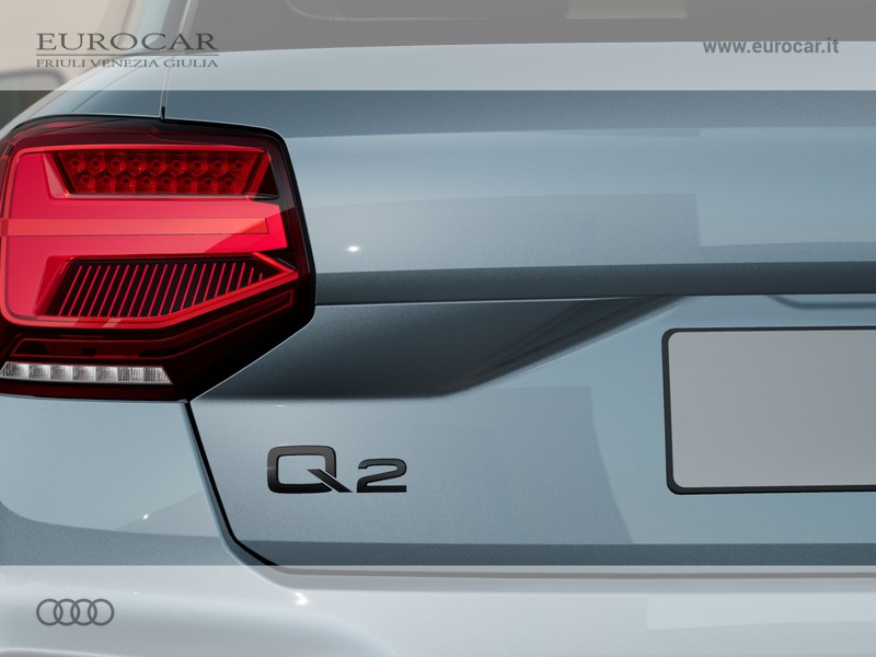 Audi Q2 35 1.5 tfsi identity black s-tronic