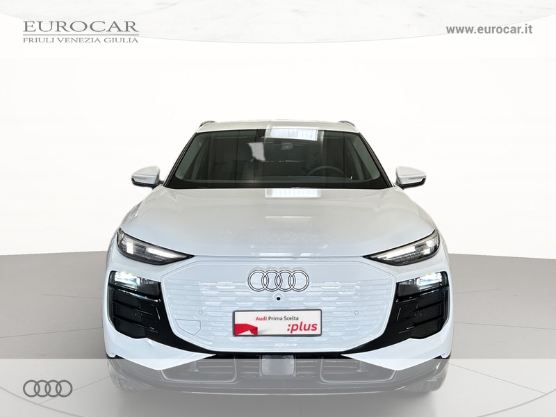Audi Q6 e-tron performance business advanced 326cv