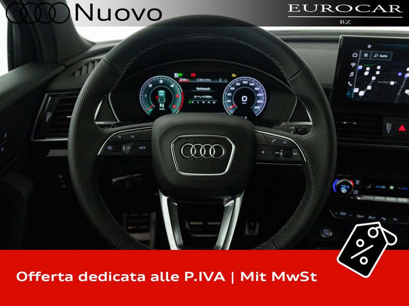 Audi Q5 40 2.0 tdi mhev 12v identity black quattro s-tronic