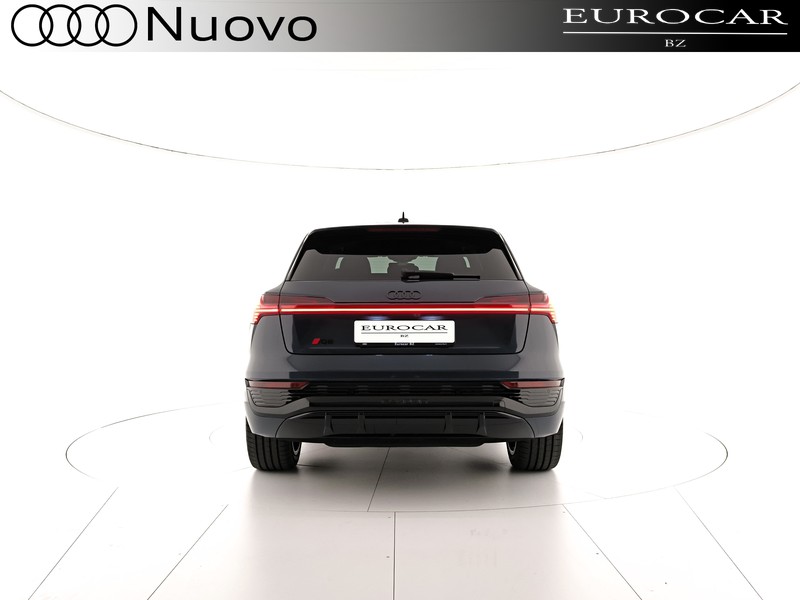 Audi Q8 e-tron 55 s line edition quattro