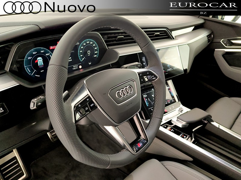 Audi Q8 e-tron 55 s line edition quattro