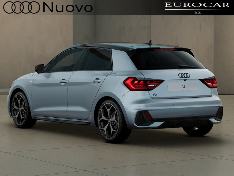 Audi A1 sportback 30 1.0 tfsi identity black 116cv s-tronic