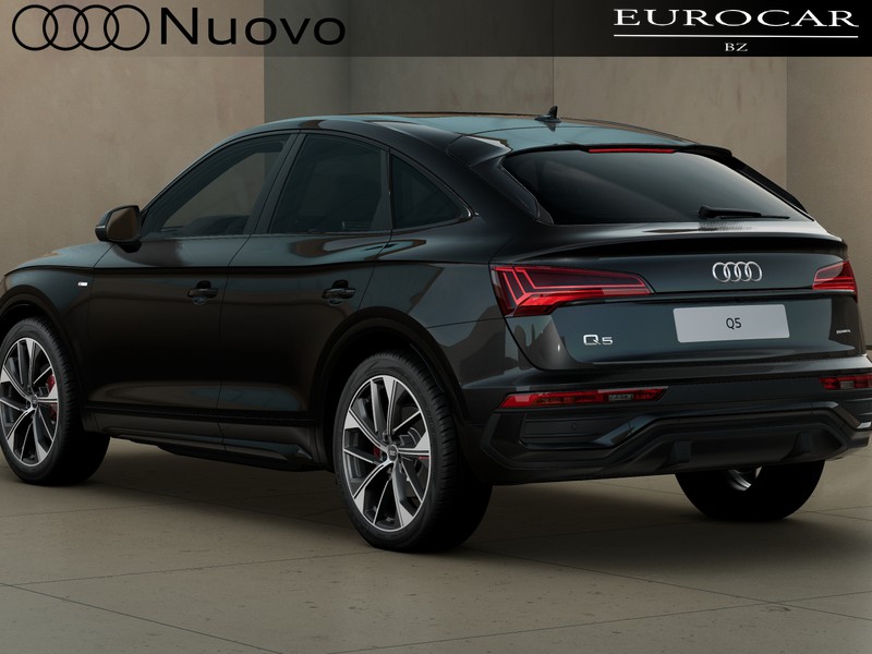 Audi Q5 sportback 40 2.0 tdi mhev 12v identity black quattro s-tronic