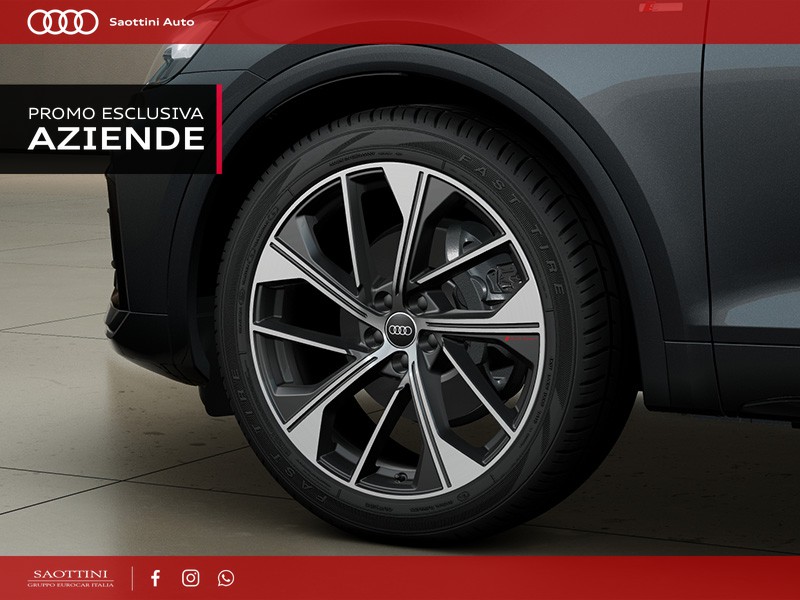 Audi Q5 Sportback 40 TDI Identity Black quattro S tronic