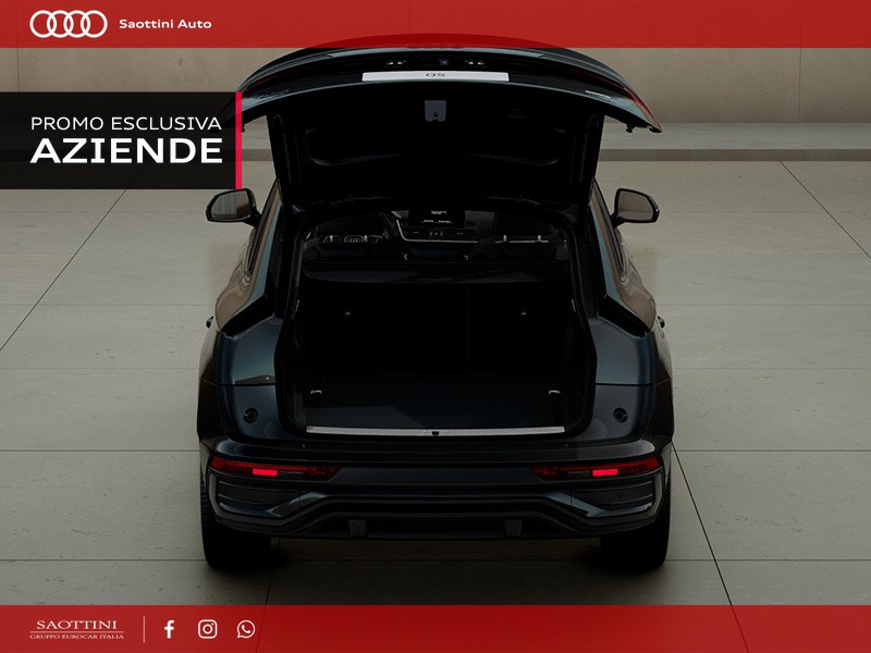 Audi Q5 Sportback Identity Black 40 TDI quattro S tronic