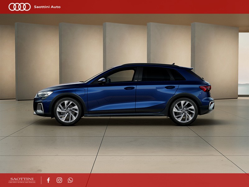 Audi A3 allstreet Identity Contrast 35 TFSI S tronic