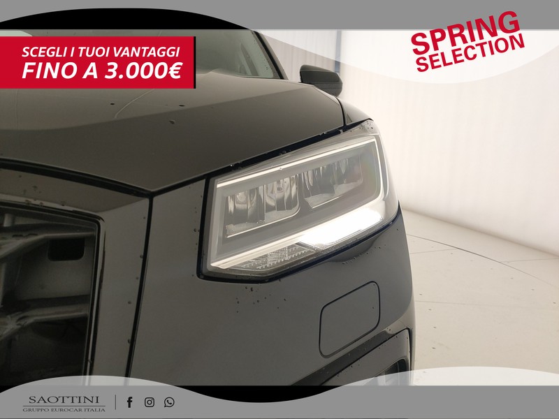 Audi Q2 35 2.0 TDI Business Advanced S tronic