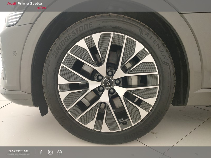 Audi Q8 e-tron 55 S line edition quattro - SOSPENSIONI - TETTO -