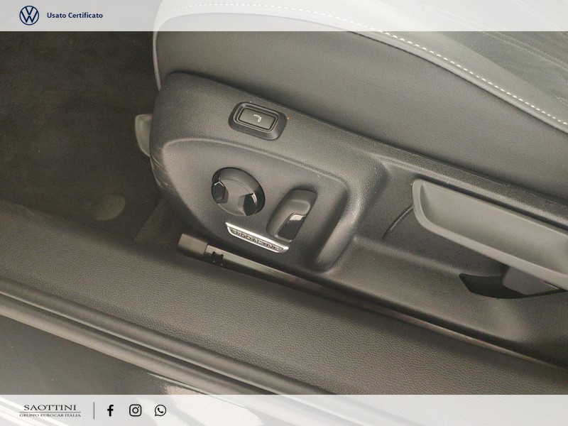 Volkswagen Passat 2.0 TDI Business 150 CV DSG - GANCIO -