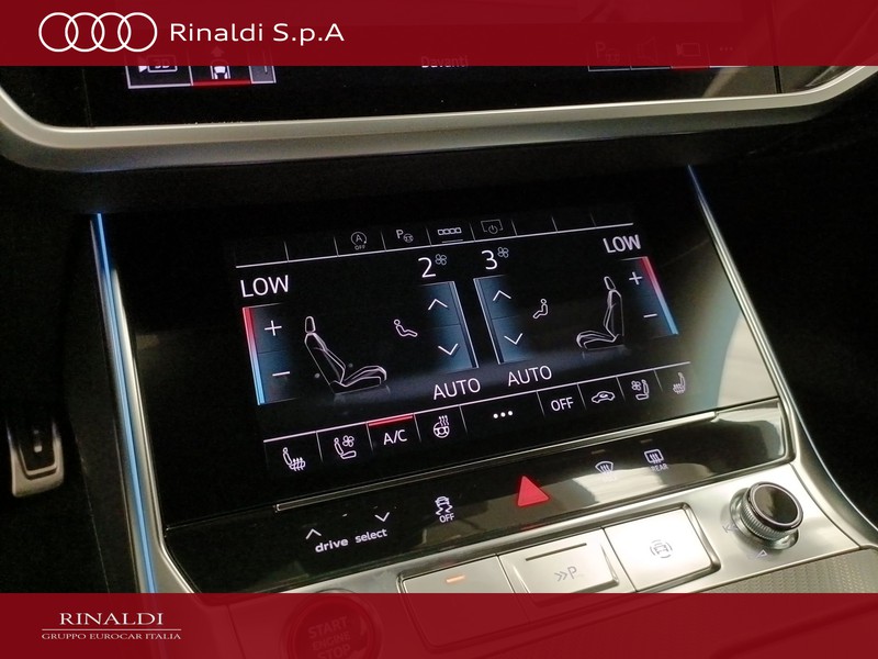 Audi RS6 avant 4.0 mhev performance quattro tiptronic