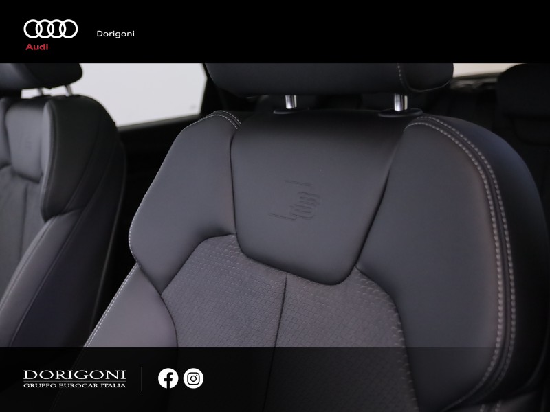Audi Q5 sportback 40 2.0 tdi mhev 12v identity black quattro s-tronic