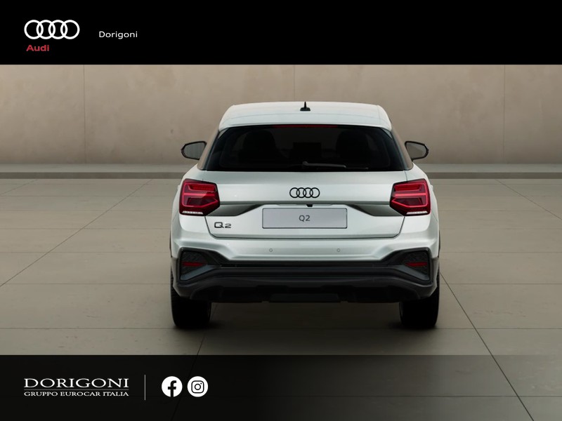 Audi Q2 35 2.0 tdi identity black s-tronic