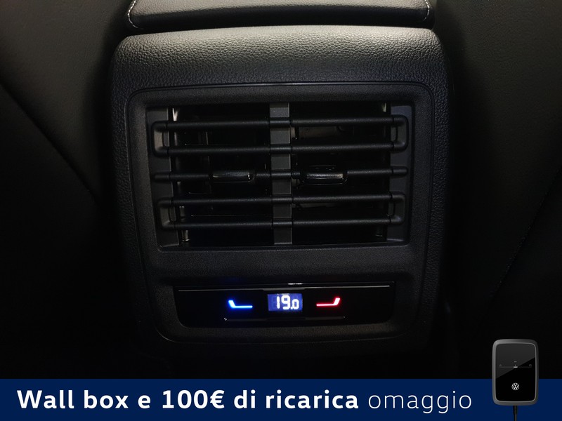 Volkswagen Golf 1.5 tsi ehybrid style 204cv dsg