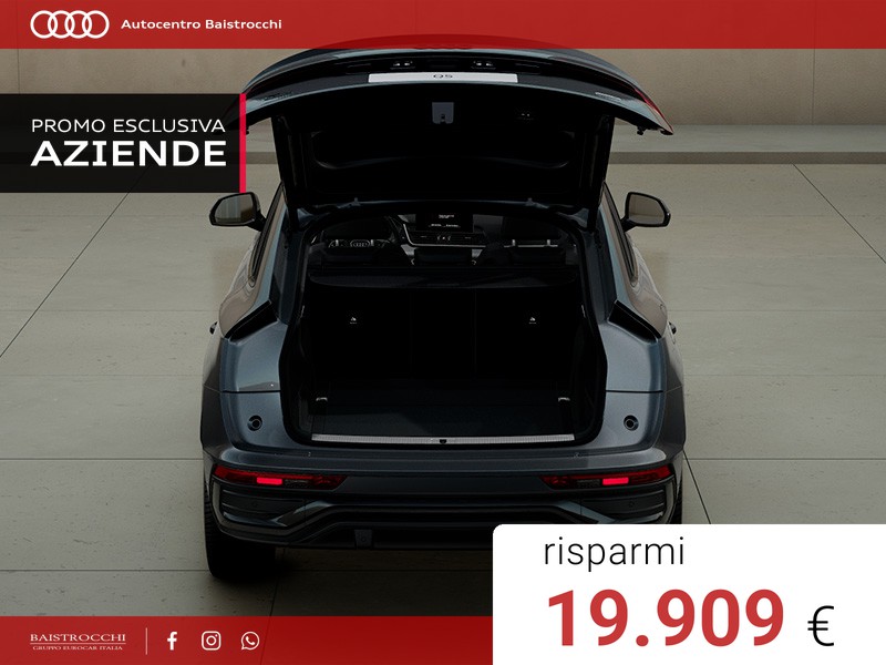 Audi Q5 Sportback Identity Black 40 TDI quattro S tronic