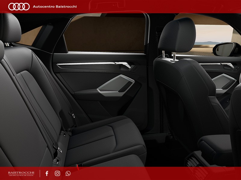 Audi Q3 Sportback Identity Black 40 TDI quattro S tronic