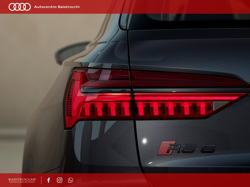 Audi RS6 Avant TFSI performance quattro tiptronic