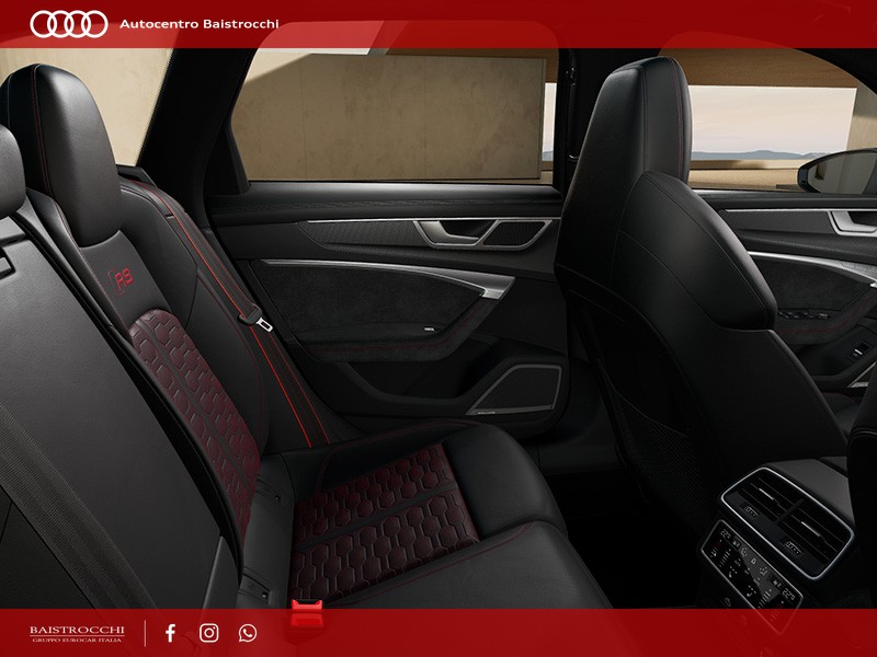 Audi RS6 Avant TFSI performance quattro tiptronic