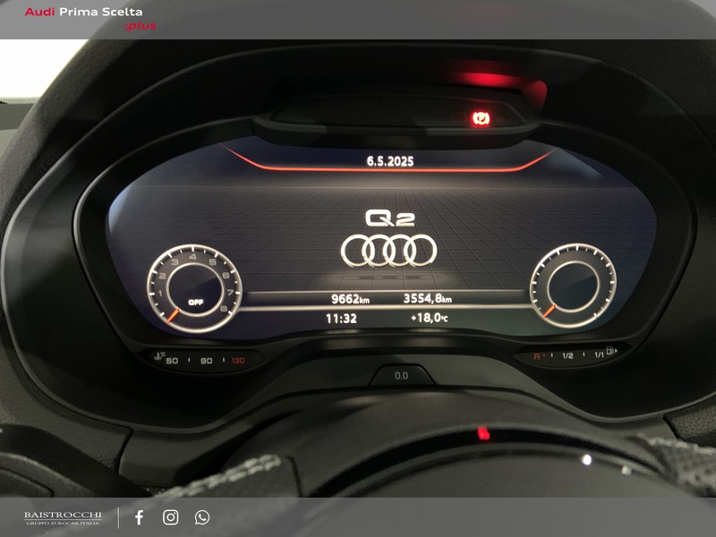 Audi Q2 35 1.5 tfsi identity black s-tronic