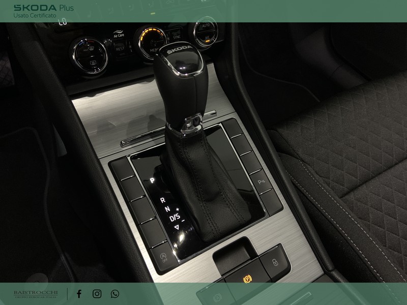 Skoda Superb wagon 2.0 tdi evo executive 150cv dsg