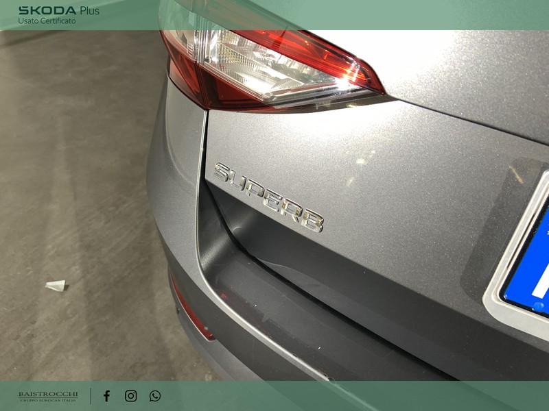 Skoda Superb wagon 2.0 tdi evo executive 150cv dsg