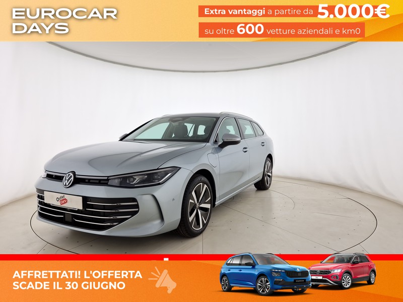 Volkswagen Passat 1.5 tsi ehybrid business 204cv dsg