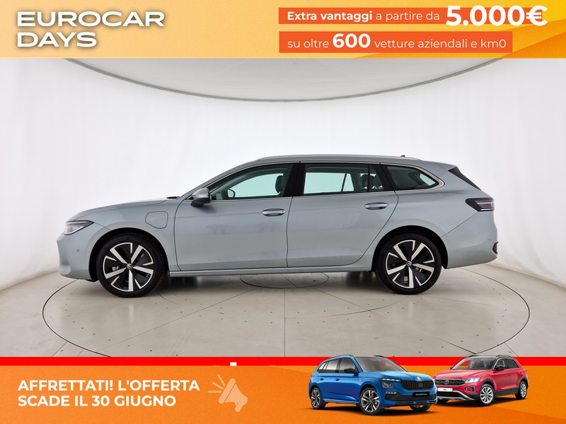 Volkswagen Passat 1.5 tsi ehybrid business 204cv dsg