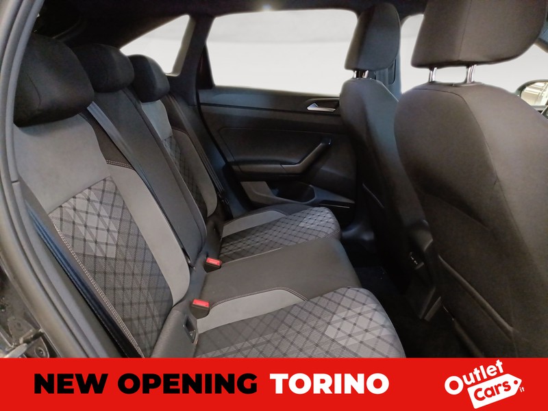 Volkswagen Taigo 1.0 tsi r-line 110cv
