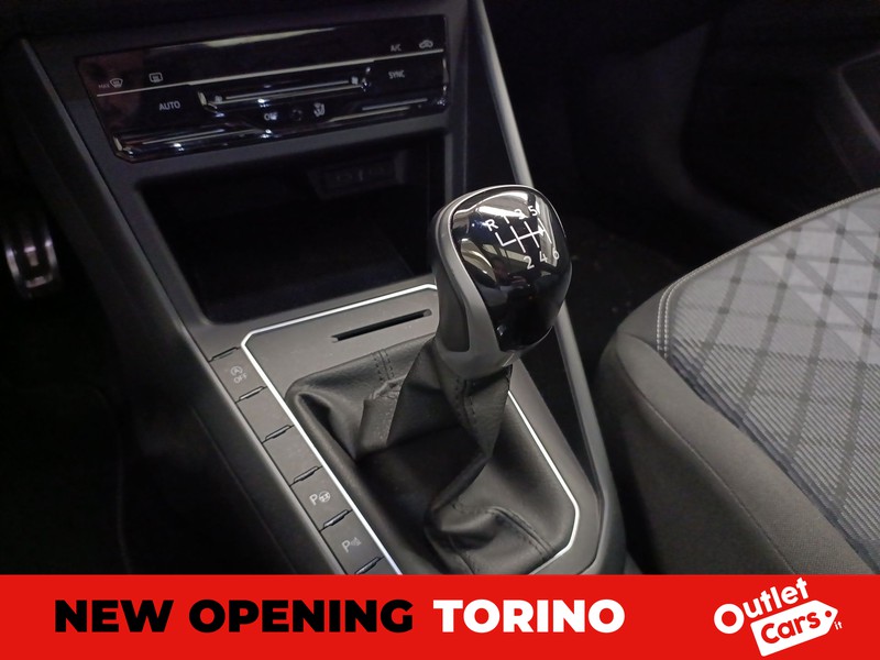 Volkswagen Taigo 1.0 tsi r-line 110cv