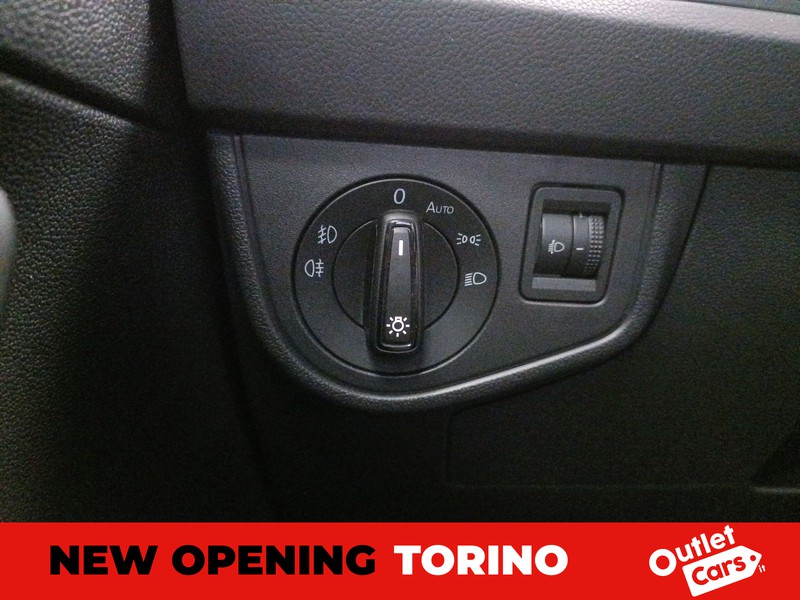 Volkswagen Taigo 1.0 tsi r-line 110cv