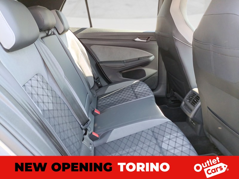 Volkswagen Golf 1.5 etsi evo r-line 130cv dsg
