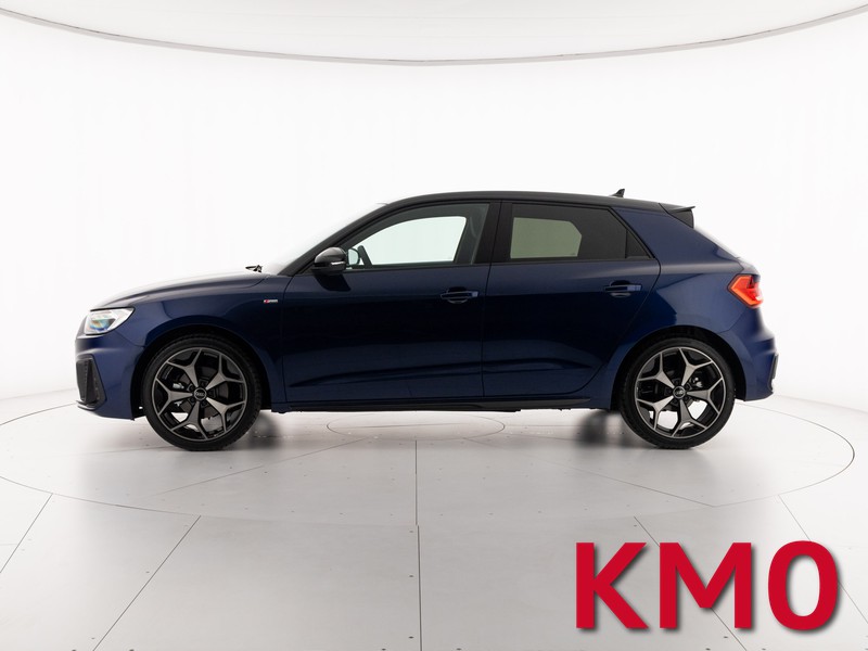 Audi A1 sportback 30 1.0 tfsi identity black 116cv s-tronic