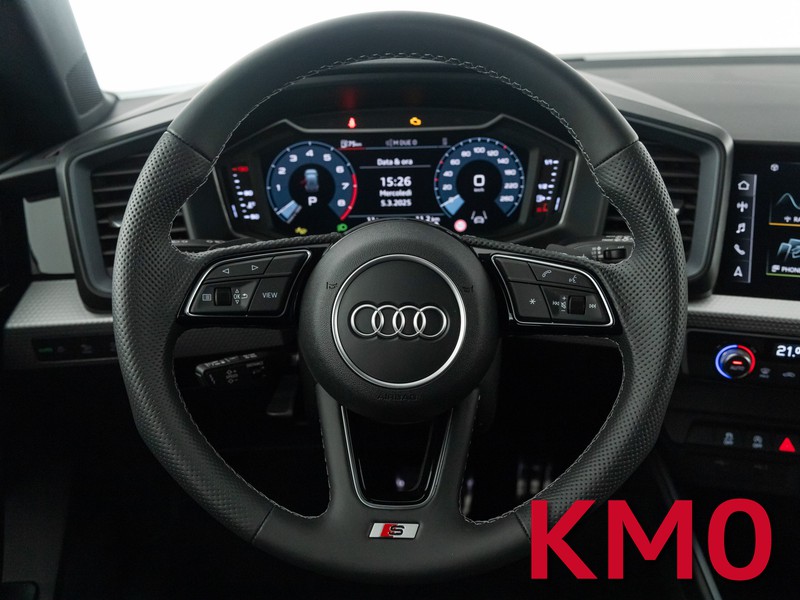 Audi A1 sportback 30 1.0 tfsi identity black 116cv s-tronic