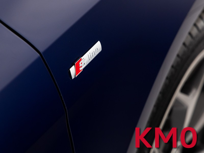 Audi A1 sportback 30 1.0 tfsi identity black 116cv s-tronic
