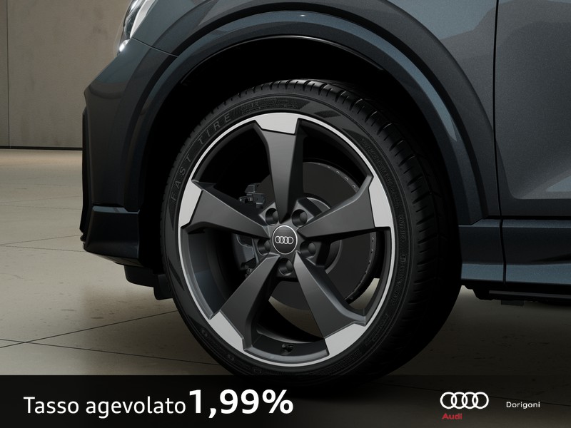 Audi Q2 35 1.5 tfsi identity black
