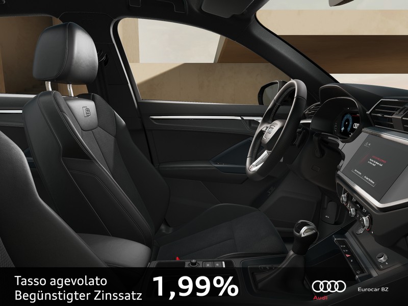Audi Q3 35 2.0 tdi identity black s-tronic