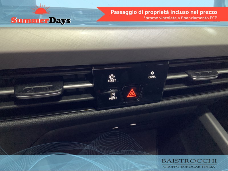 Volkswagen Golf 1.5 tgi life 130cv