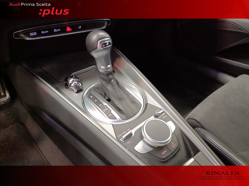 Audi TT 40 2.0 tfsi s-tronic
